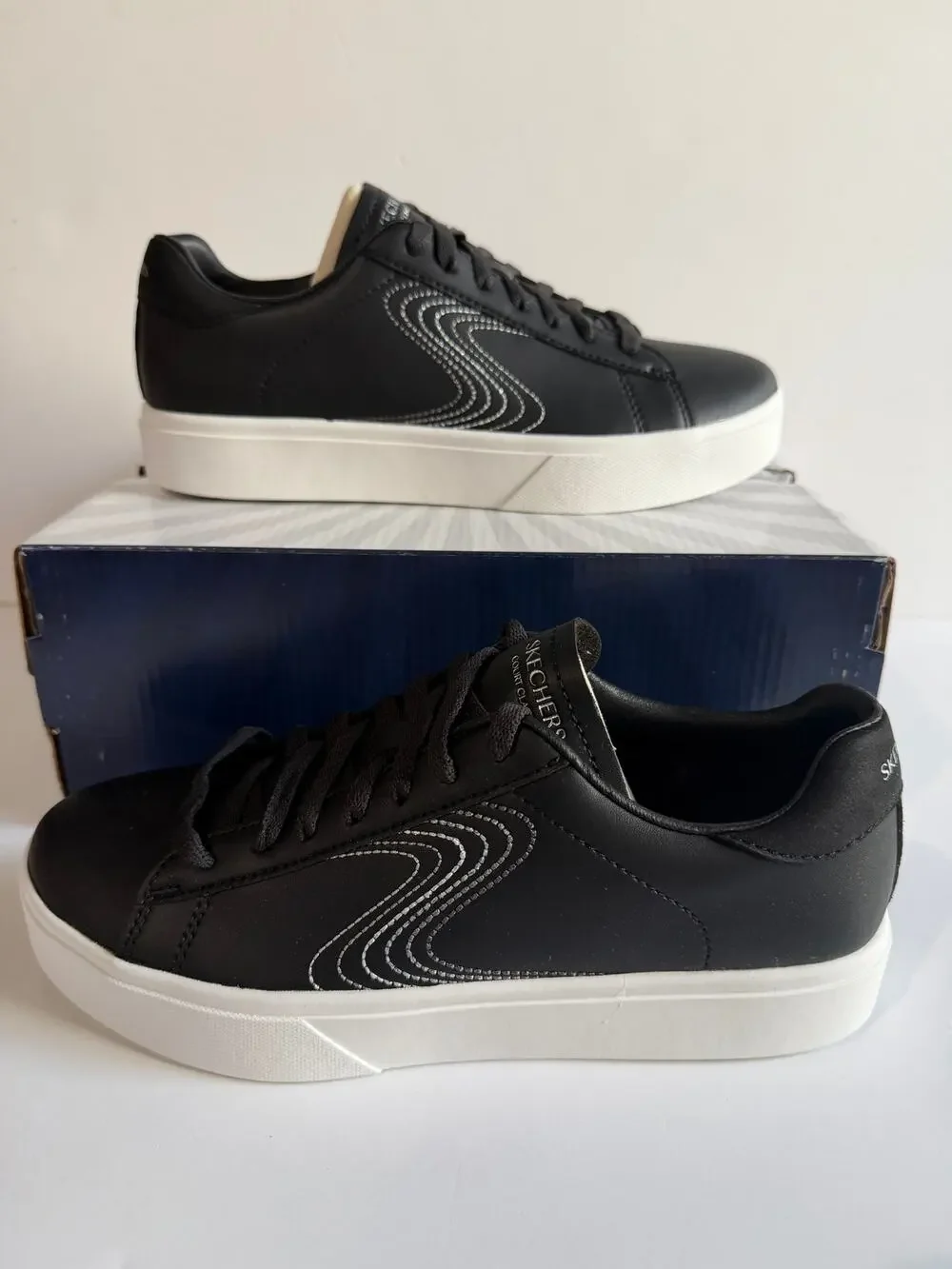 Skechers Court Classics Eden LX Lined Up Sneakers Black Womens Sz 7 NEW